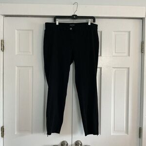 Eileen Fisher Black Skinny Pants – Size Large